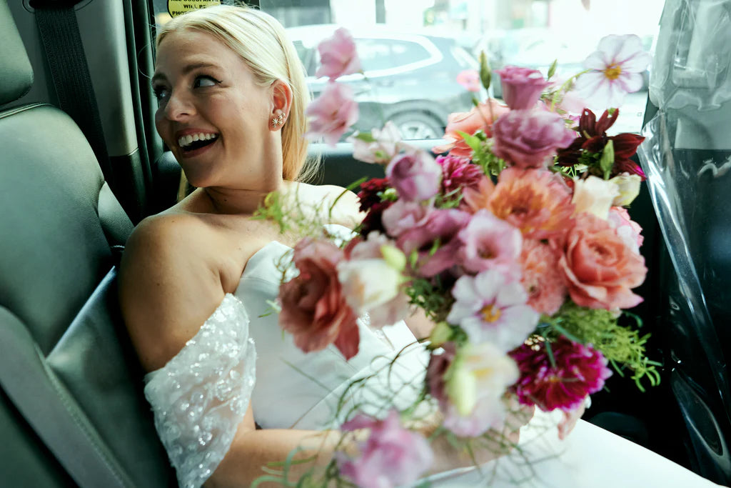 September wedding Brooklyn New York the green building garden roses lisianthus seashell cosmos dahlias taxi ride bridal bouquet loose and romantic coral and pink eco friendly Molly Oliver Flowers