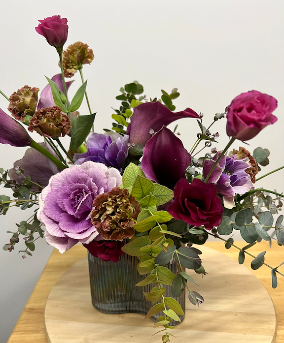 Molly Oliver Flowers Winter Holiday Arrangement party flowers Cutflower Kale Lisianthus Anemone Calla Lily Eucalyptus NYC Brooklyn Delivery