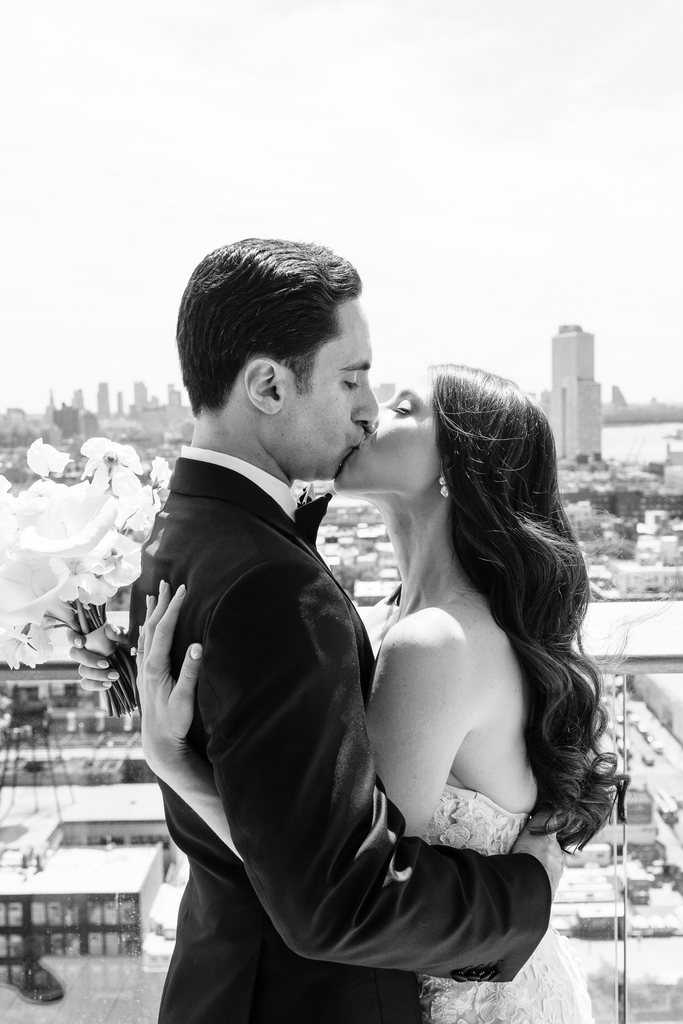 alexis eric black and white wedding photography from brooklyn new york wedding florist