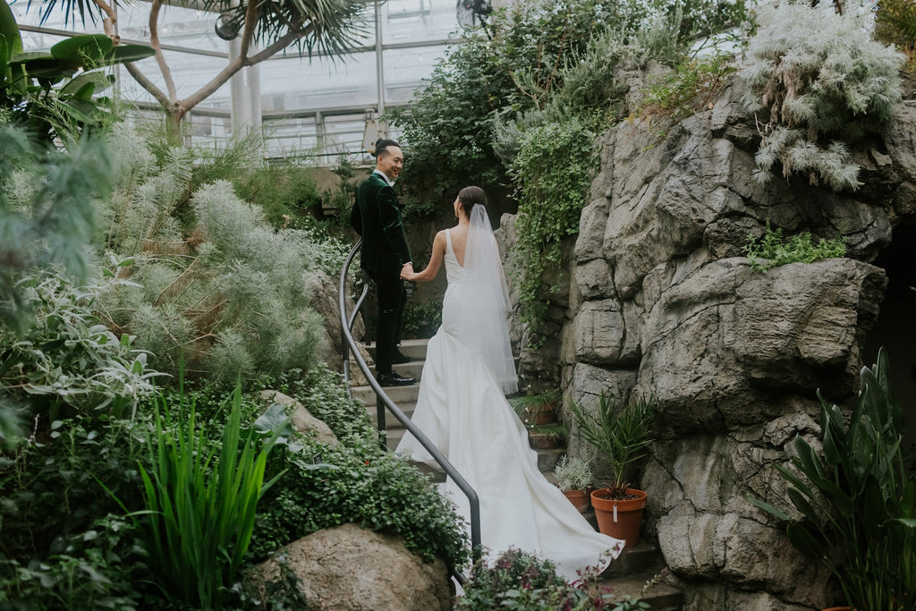 Winter wedding NYC — Molly Oliver Flowers floral design