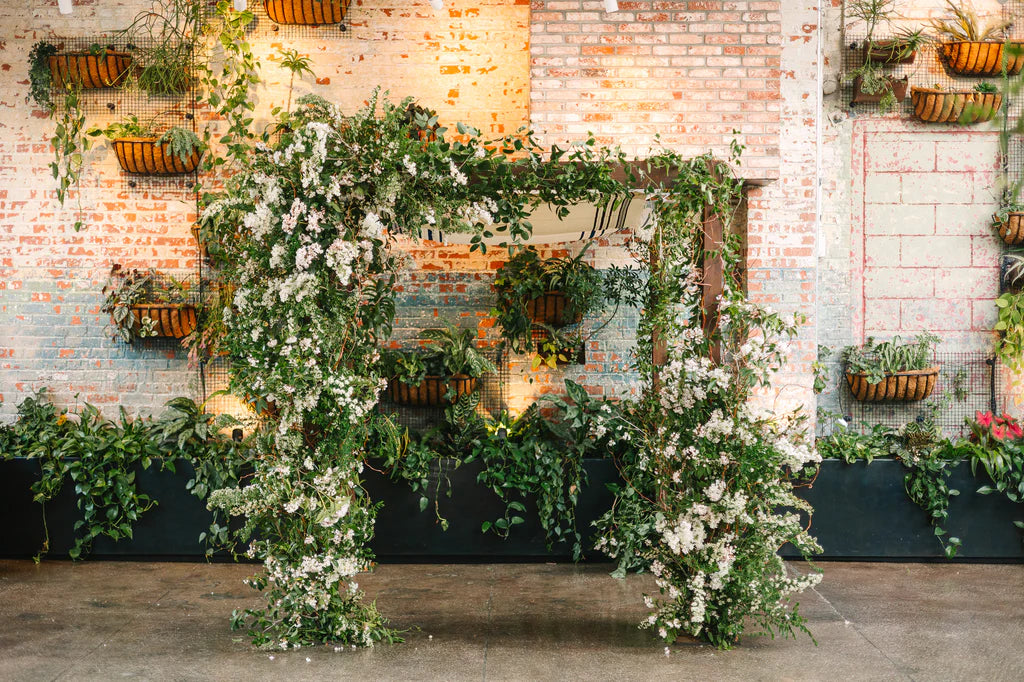 Brooklyn Winery Wedding Late May White Lilac Green Mountain Laurel Foam free sustainable Brooklyn New York City by Molly Oliver Flowers