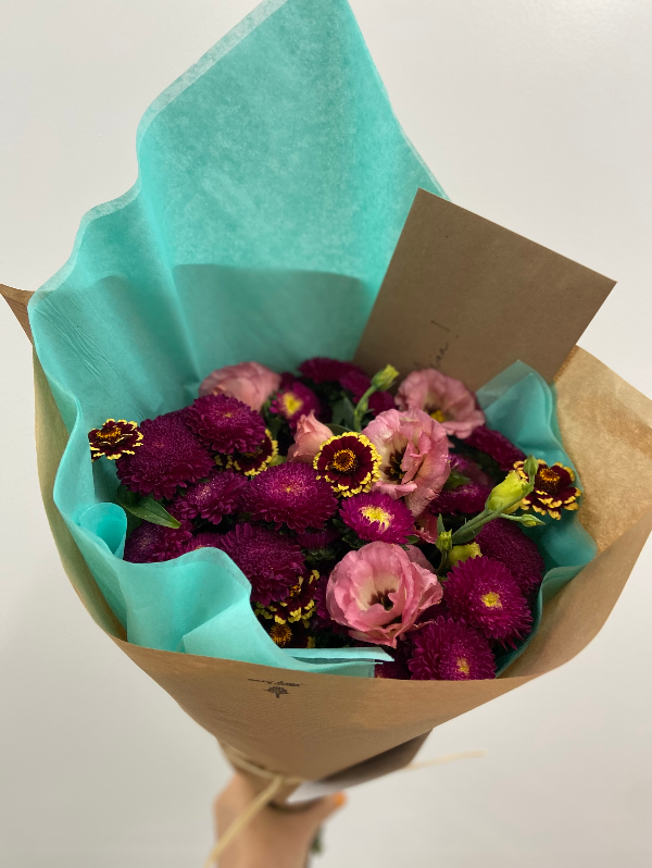 handtied bouquet gift card compostable paper seasonal bouquet local flowers brooklyn asters lisianthus jazzy zinnias 